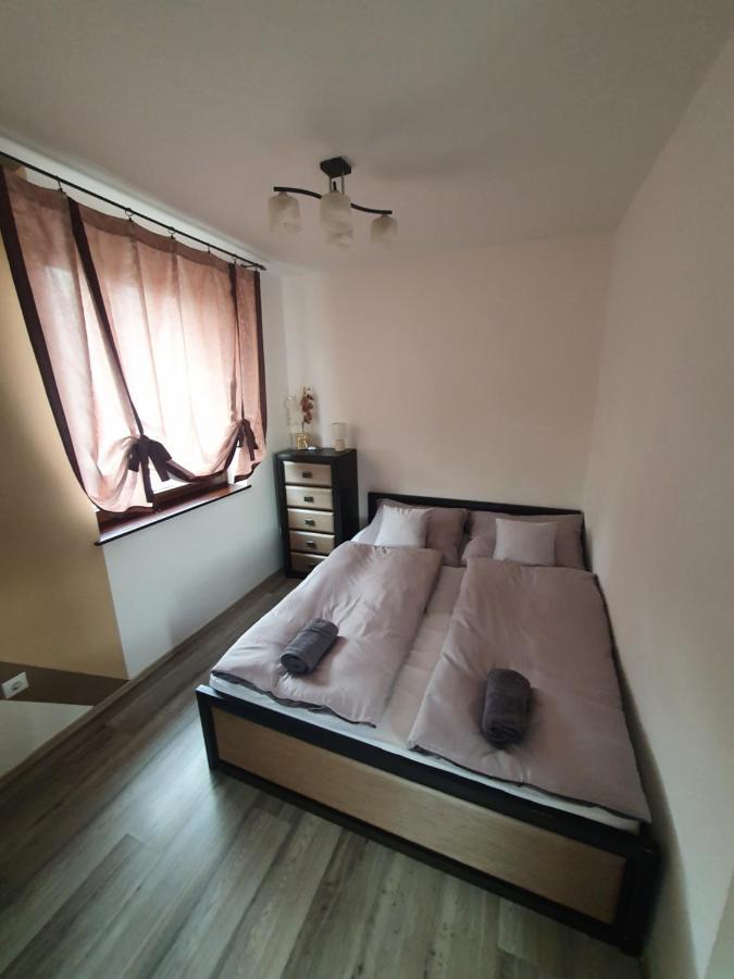 Krisi Apartman Hajdúszoboszló 外观 照片